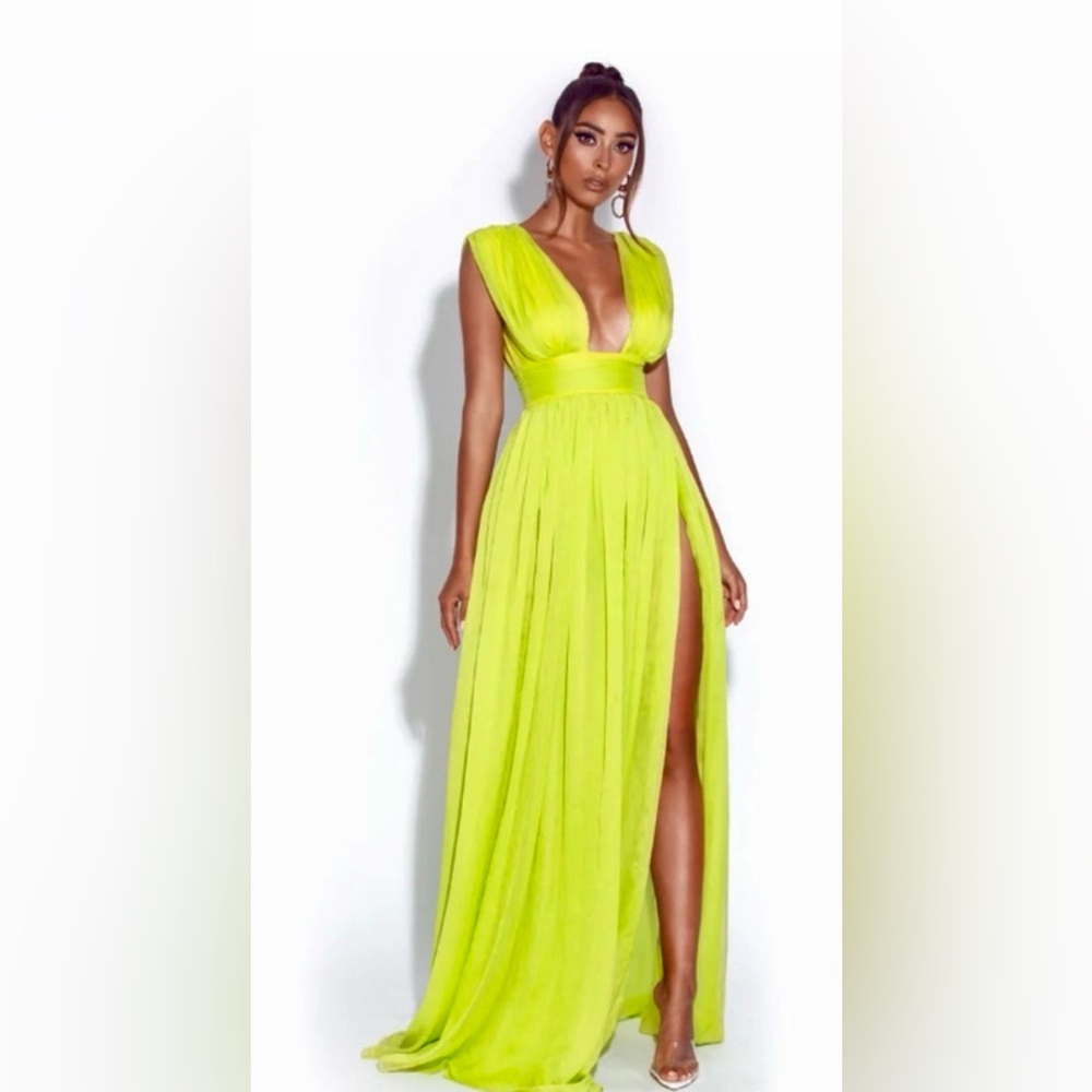 Miss Circle Valley of Angels Lime Green Maxi Dress
